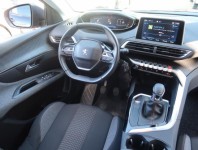 Peugeot 3008  1.2 PureTech 