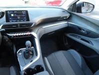 Peugeot 3008  1.2 PureTech 