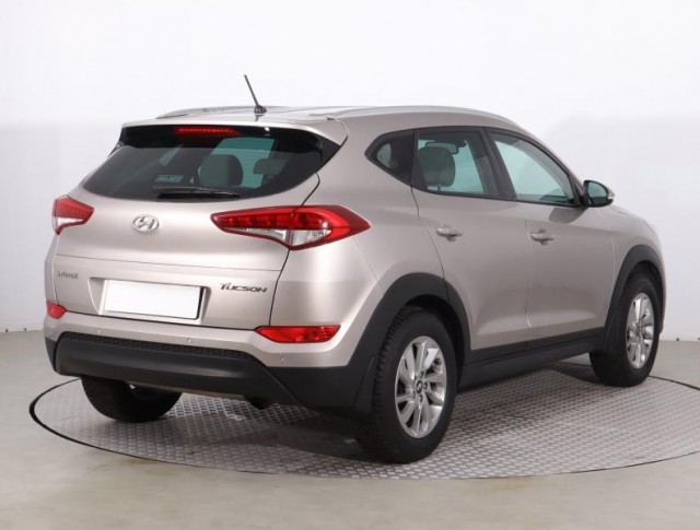 Hyundai Tucson  1.6 GDI 