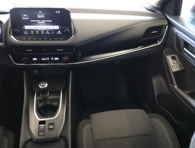 Nissan Qashqai  1.3 DIG-T MHEV 