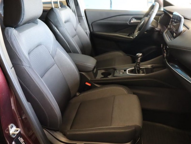 Nissan Qashqai  1.3 DIG-T MHEV 