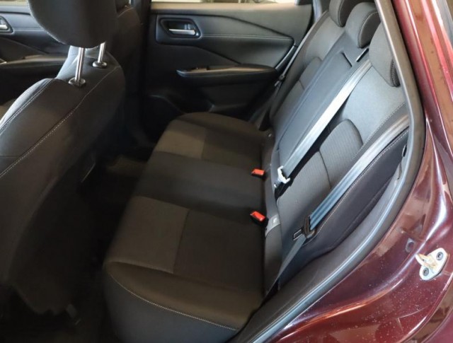 Nissan Qashqai  1.3 DIG-T MHEV 