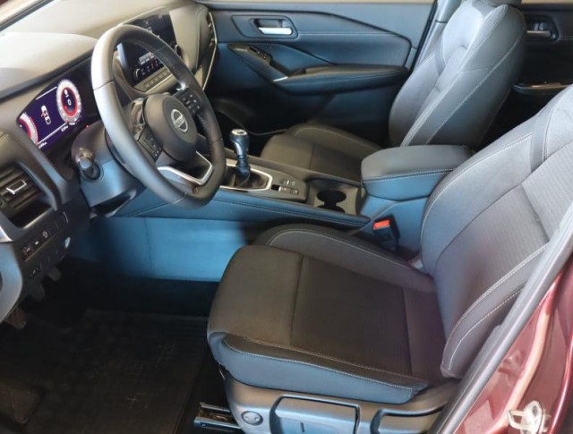 Nissan Qashqai  1.3 DIG-T MHEV 