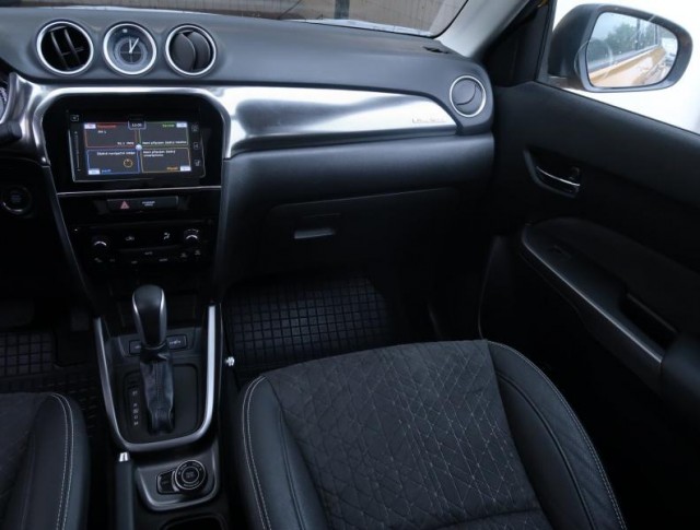 Suzuki Vitara  1.4 BoosterJet Elegance