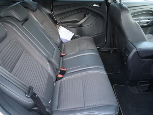 Ford Kuga  1.5 EcoBoost Titanium