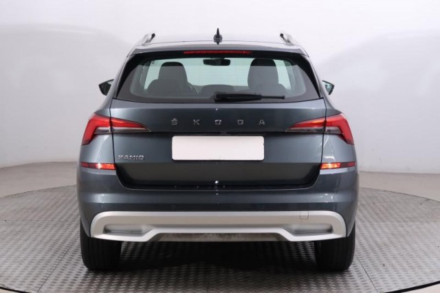 Škoda Kamiq  1.0 TSI Ambition Plus