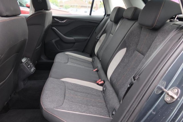 Škoda Kamiq  1.0 TSI Ambition Plus