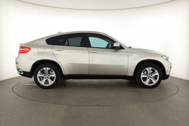 BMW X6  xDrive40d 