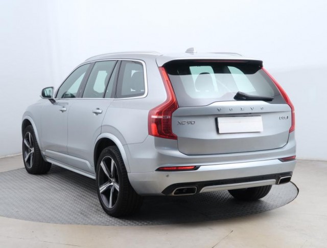 Volvo XC90  D5 AWD R-Design