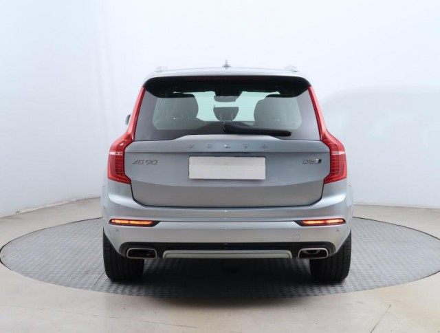 Volvo XC90  D5 AWD R-Design