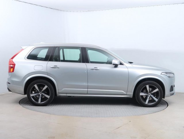 Volvo XC90  D5 AWD R-Design