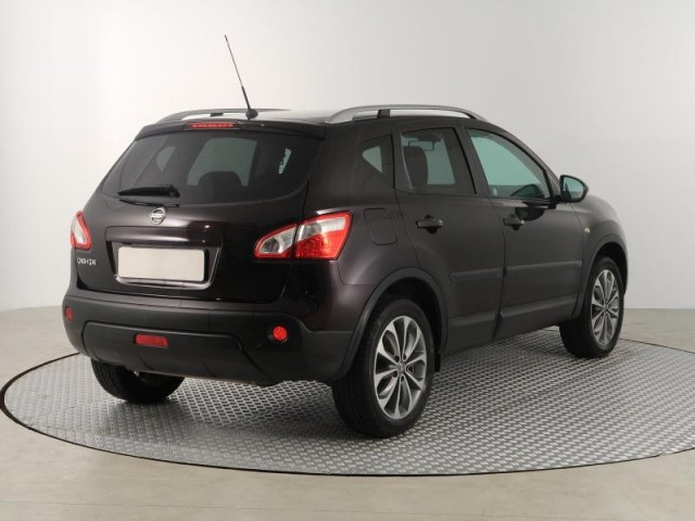 Nissan Qashqai  1.6 