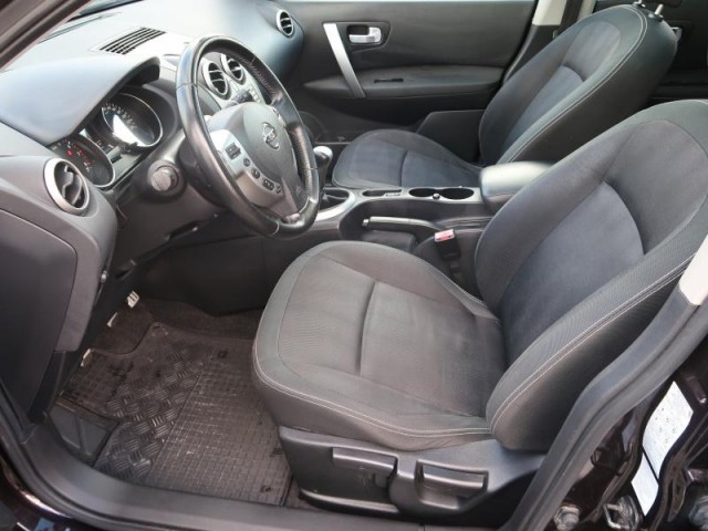 Nissan Qashqai  1.6 