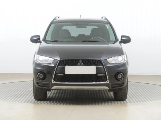 Mitsubishi Outlander  2.4 MIVEC 