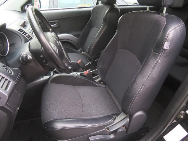 Mitsubishi Outlander  2.4 MIVEC 
