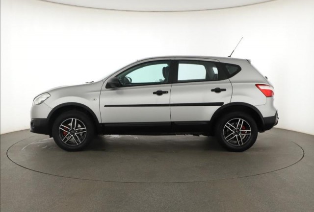 Nissan Qashqai  1.6 