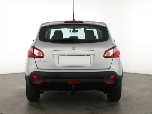 Nissan Qashqai  1.6 