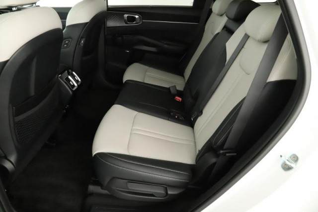 Kia Sorento  1.6 T-GDI HEV TOP