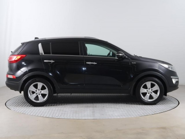 Kia Sportage  2.0 CRDi 