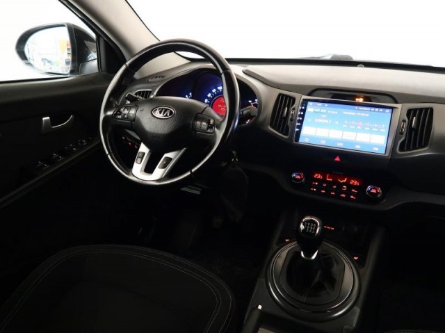 Kia Sportage  2.0 CRDi 