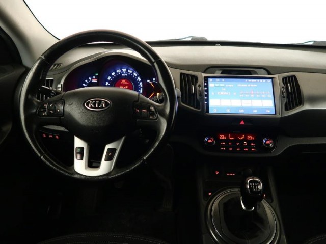 Kia Sportage  2.0 CRDi 