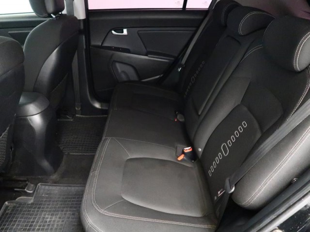 Kia Sportage  2.0 CRDi 