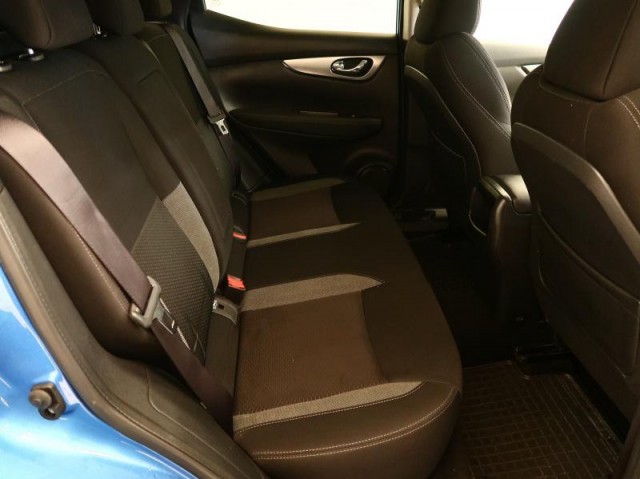 Nissan Qashqai  1.3 DIG-T N-Connecta