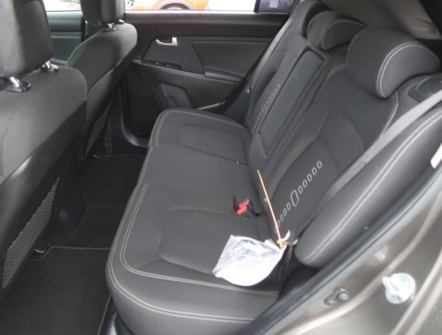 Kia Sportage  2.0 CRDi 