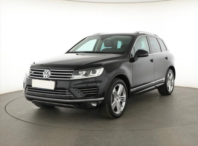 Volkswagen Touareg  3.0 TDI R-Line