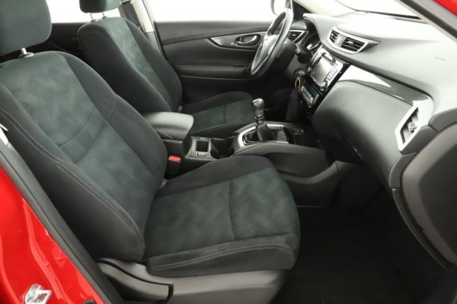 Nissan X-Trail  1.6 DIG-T 