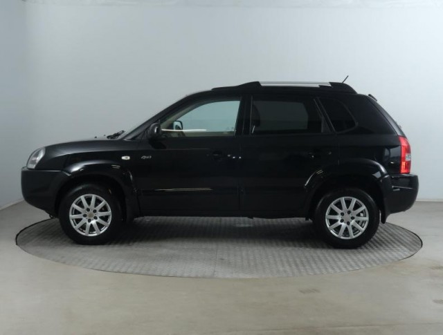 Hyundai Tucson  2.0 CRDi 