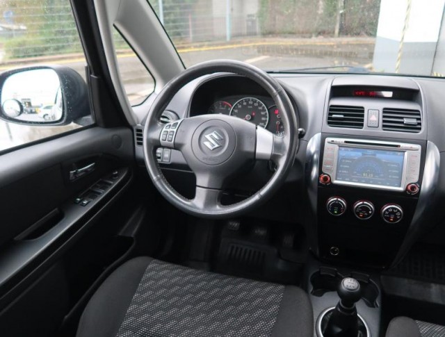 Suzuki SX4  1.6 VVT GL