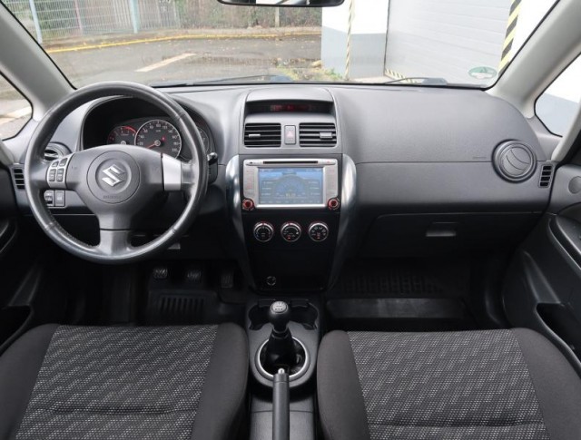 Suzuki SX4  1.6 VVT GL