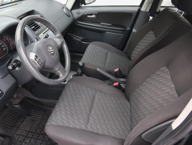 Suzuki SX4  1.6 VVT GL