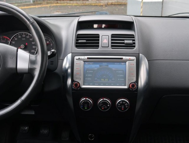 Suzuki SX4  1.6 VVT GL
