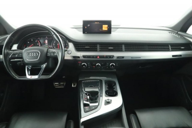 Audi Q7  3.0 TDI S-Line