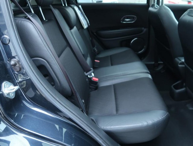 Honda HR-V  1.5 i-VTEC 