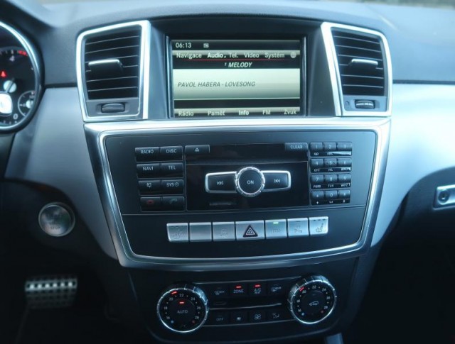 Mercedes-Benz ML  ML 350 BlueTEC Designo