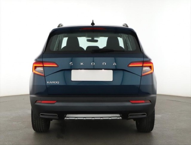 Škoda Karoq  1.0 TSI Ambition Plus