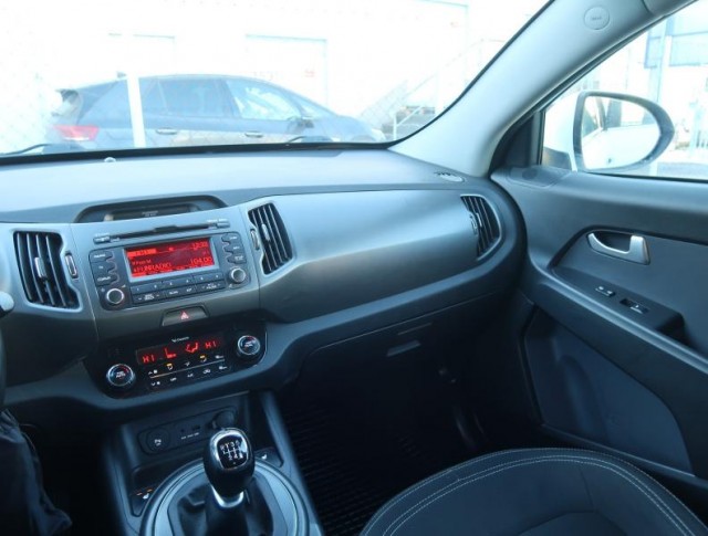 Kia Sportage  1.7 CRDi 