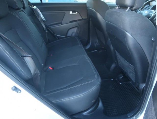 Kia Sportage  1.7 CRDi 