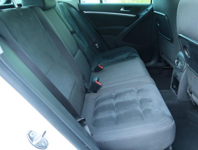 Volkswagen Tiguan  2.0 TDI 