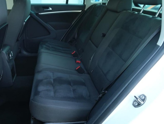 Volkswagen Tiguan  2.0 TDI 
