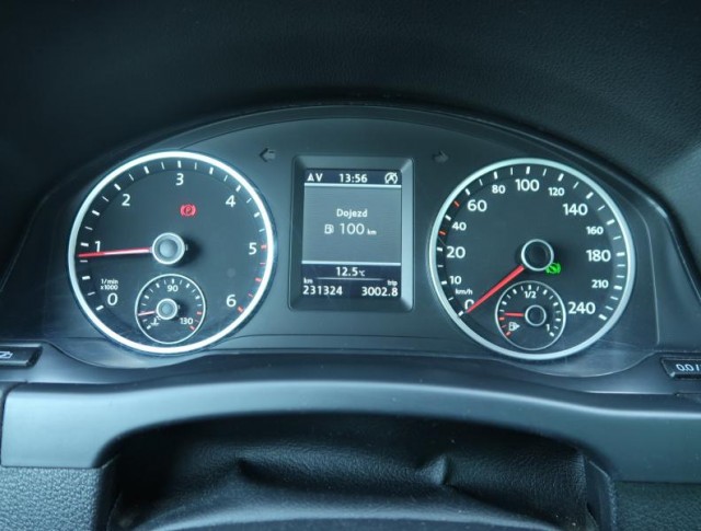 Volkswagen Tiguan  2.0 TDI 