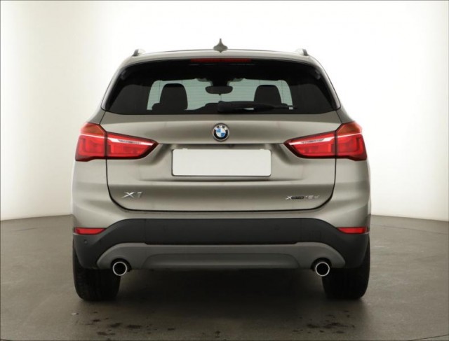 BMW X1  xDrive18d 
