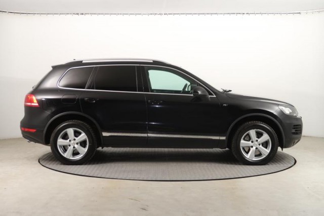 Volkswagen Touareg  4.2 V8 TDi R-Line