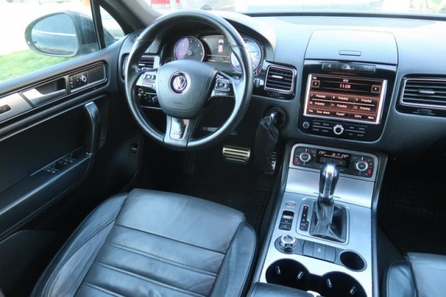 Volkswagen Touareg  4.2 V8 TDi R-Line