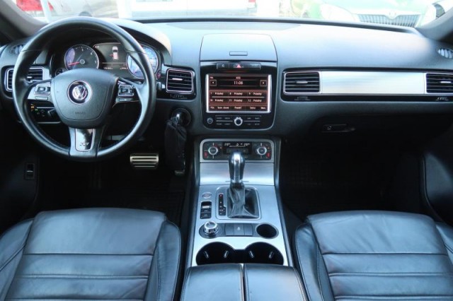 Volkswagen Touareg  4.2 V8 TDi R-Line