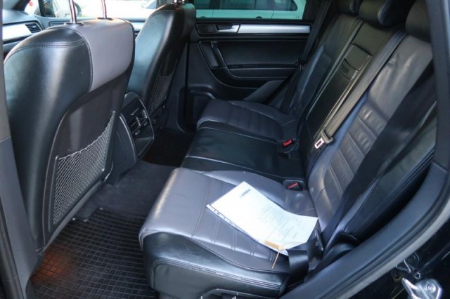 Volkswagen Touareg  4.2 V8 TDi R-Line