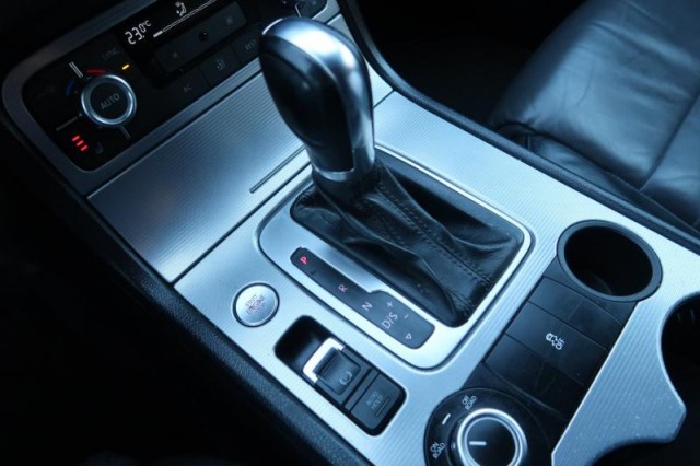 Volkswagen Touareg  4.2 V8 TDi R-Line